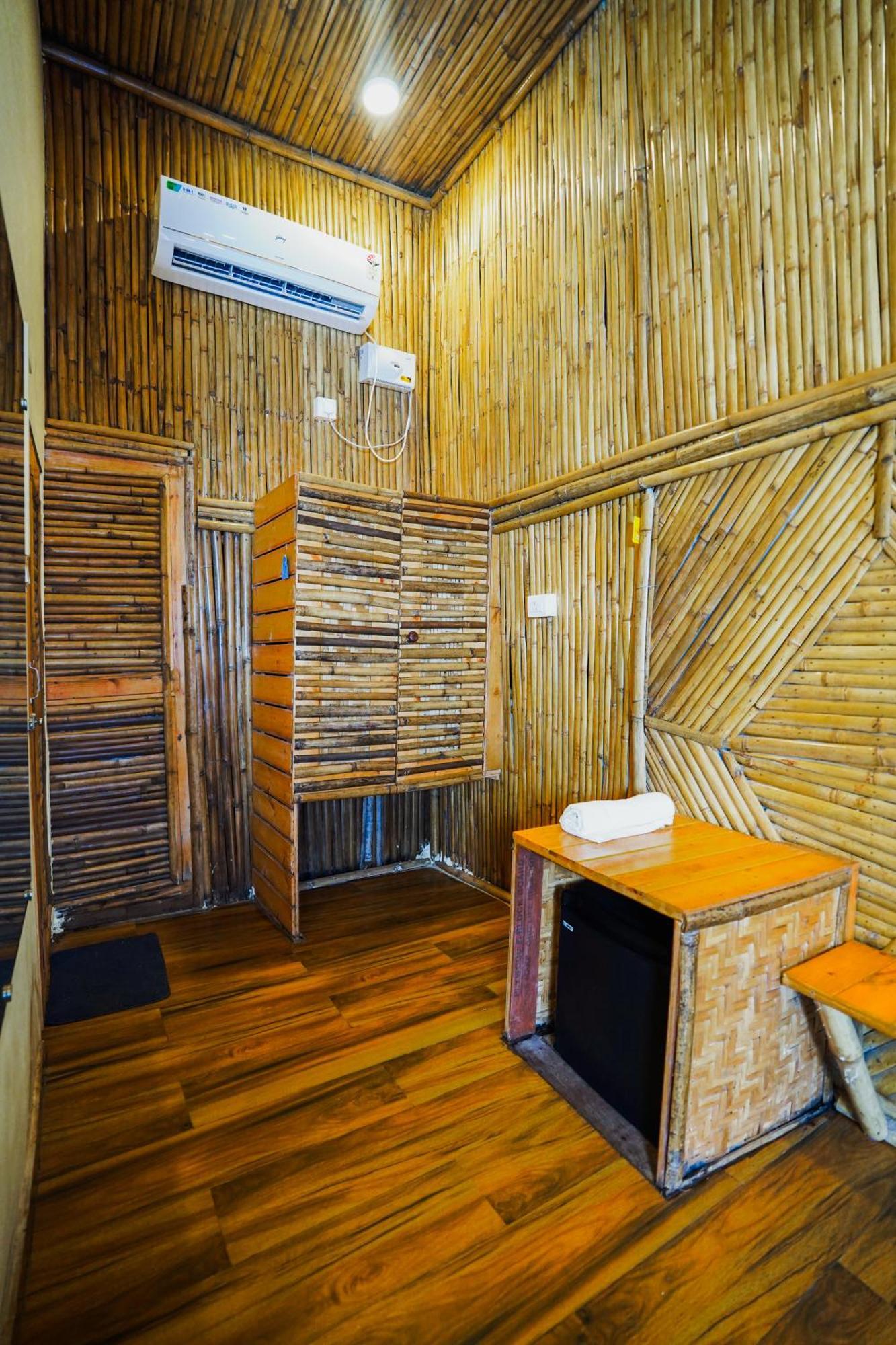 Bayview Cottage Pool 안주나 외부 사진
