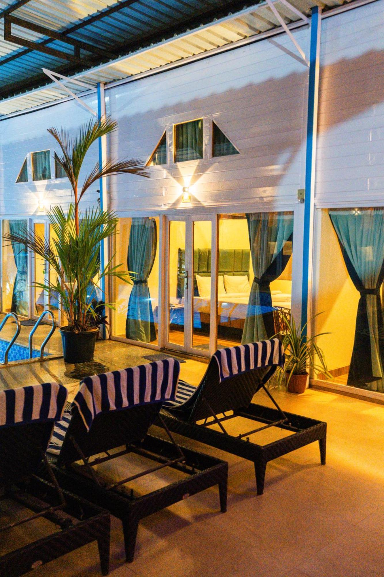 Bayview Cottage Pool 안주나 외부 사진